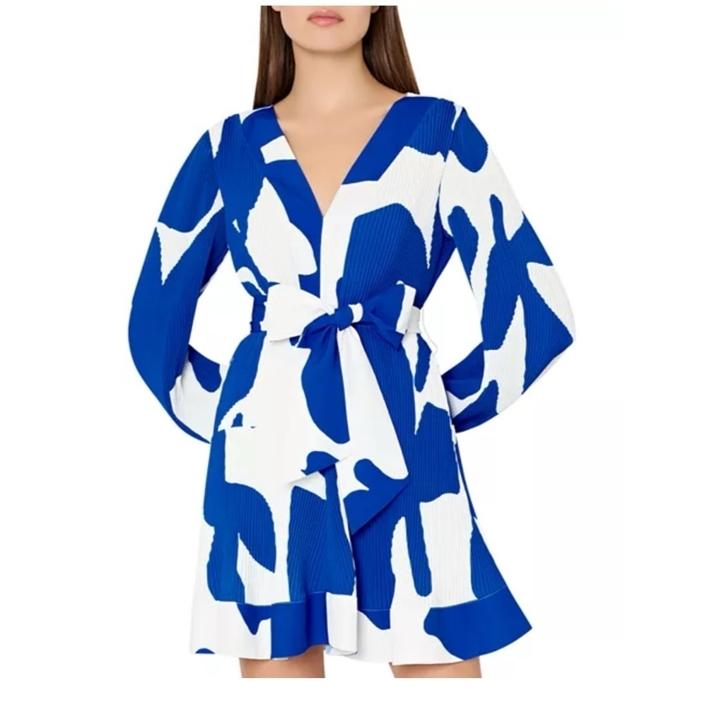MILLY
Liv Grand Foliage Pleated Dress size 8